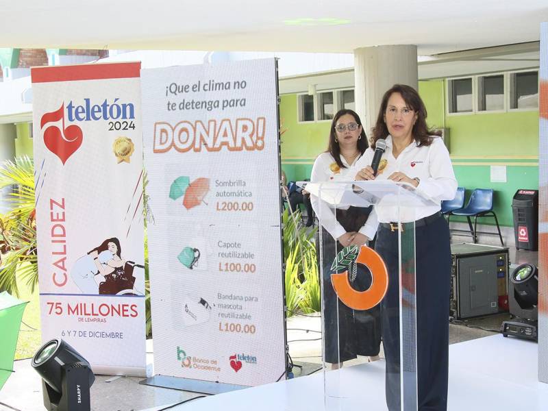 Dra. Elizabeth Vinelli, Directora Ejecutiva de Teletón. Dra. Elizabeth Vinelli, Directora Ejecutiva de Teletón.