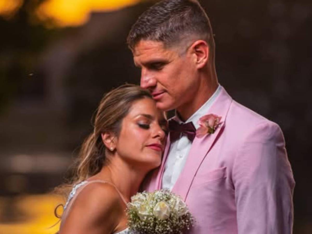 Esposa de Jonathan Rougier se pronuncia tras su salida de Motagua: Dejó triste mensaje