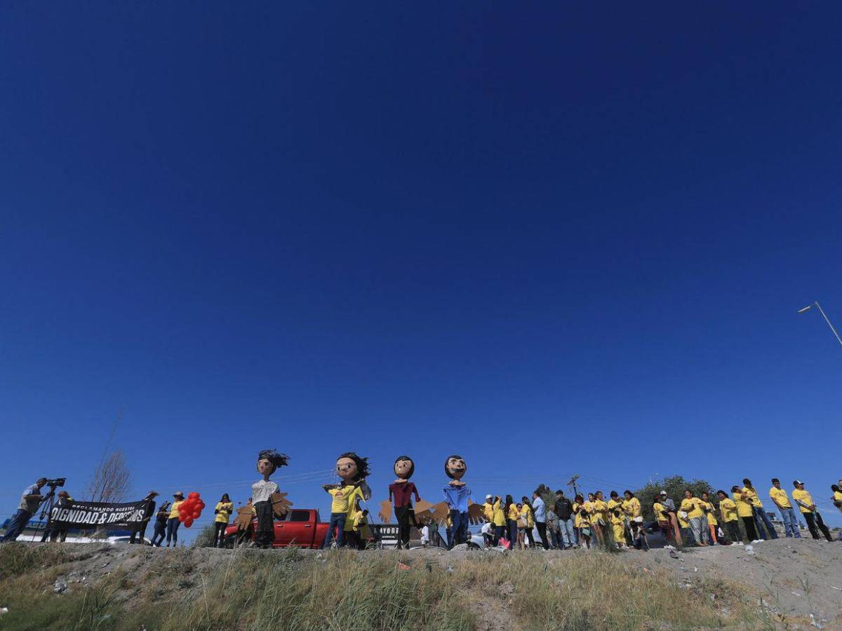 Día de la Madre en la frontera: sin abrazos pero con resistencia en Ciudad Juárez y El Paso Día de la Madre en la frontera: sin abrazos pero con resistencia en Ciudad Juárez y El Paso