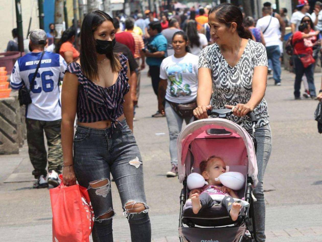Más de 300,000 mujeres del Distrito Central son madres solteras