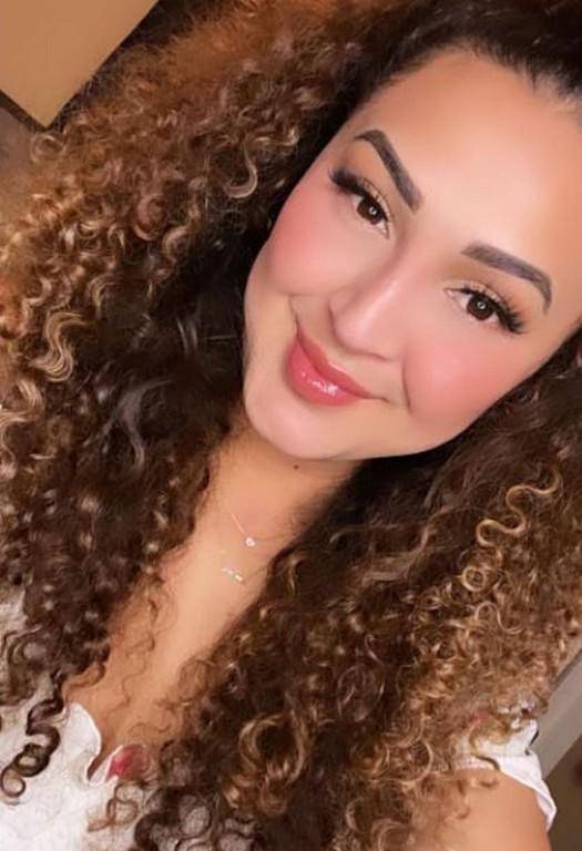La guapa catracha combinaba sus entrenamientos con el equipo con el modelaje.