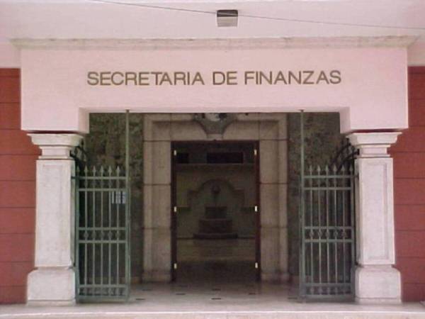 La Secretaría de Finanzas actualiza a diario la ejecución de los gastos presupuestarios, donde el 24.5% se destina para el pago a burócratas.