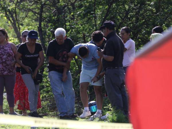 Los familiares de Jorge Luis Portillo Vásquez llegaron al lugar del accidente, a la altura de Sabanagrande.