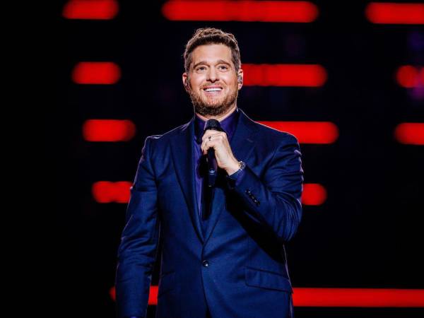 Durante la gala de los premios Juno 2025 en Vancouver, su ciudad natal, Michael Bublé envió un contundente mensaje de orgullo nacional, en respuesta a las recientes declaraciones de Donald Trump.