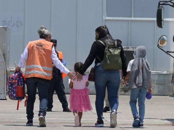 El pasado lunes, 38 migrantes hondureños con estatus ilegal en Estados Unidos fueron recibidos por autoridades hondureñas, luego de que optaran por autodeportarse.