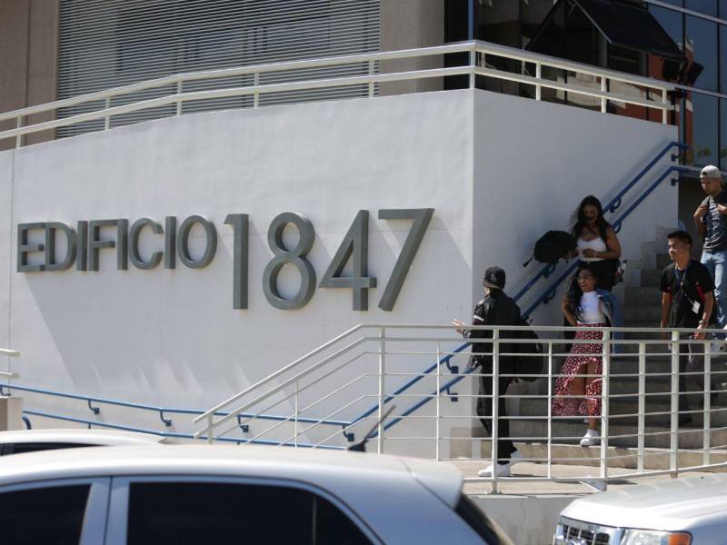 Entre 2016 y 2023, en Honduras se graduaron 15,347 estudiantes de posgrado, solo el 18% (es decir 2,825 egresados) fueron de la UNAH. Expertos recomiendan ampliar la oferta académica.