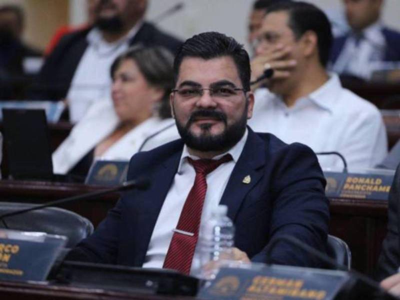 Marco Eliud Girón, diputado del partido Libertad y Refundación (Libre).