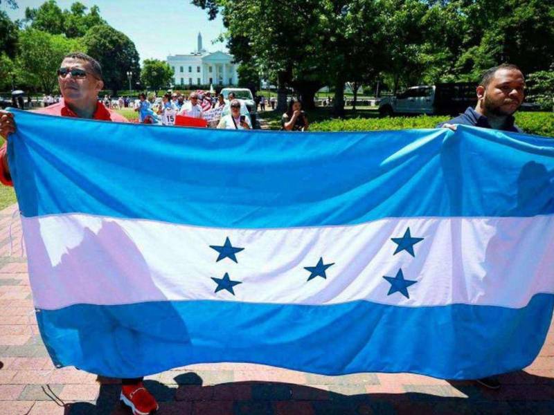 Organizaciones y hondureños están pendientes del aviso que den las autoridades estadounidenses.